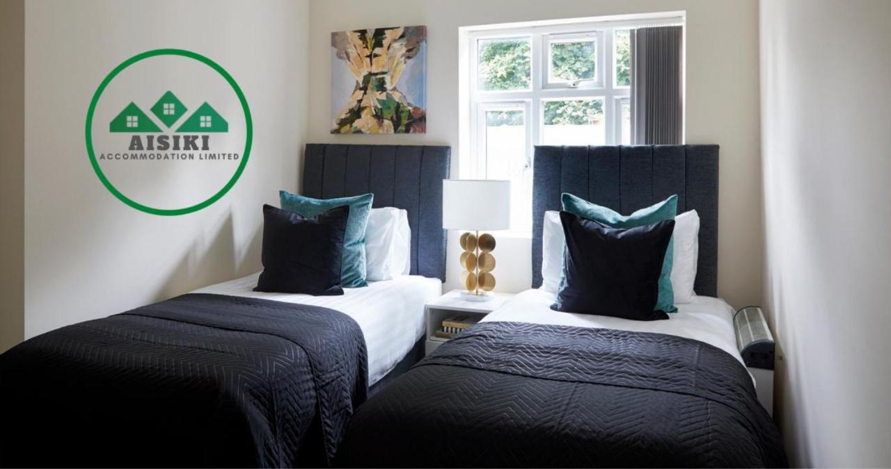 Aisiki Living At Alexandra Road, 2 Bedrooms & 2 Bathrooms With King Or Twin Beds And With Free Wi-Fi & Parking Watford  Luaran gambar