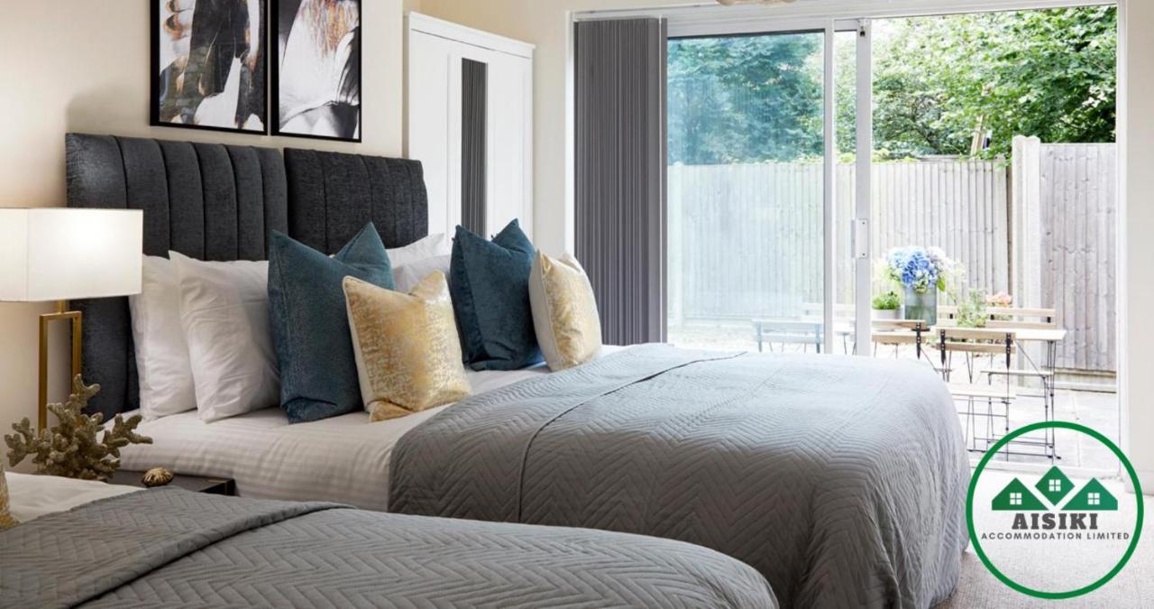 Aisiki Living At Alexandra Road, 2 Bedrooms & 2 Bathrooms With King Or Twin Beds And With Free Wi-Fi & Parking Watford  Luaran gambar